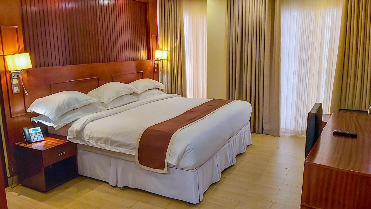 Sainte Famille Hotel Kigali Exterior photo