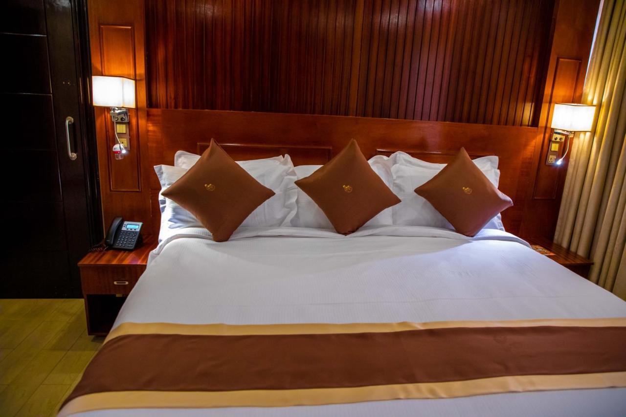 Sainte Famille Hotel Kigali Exterior photo