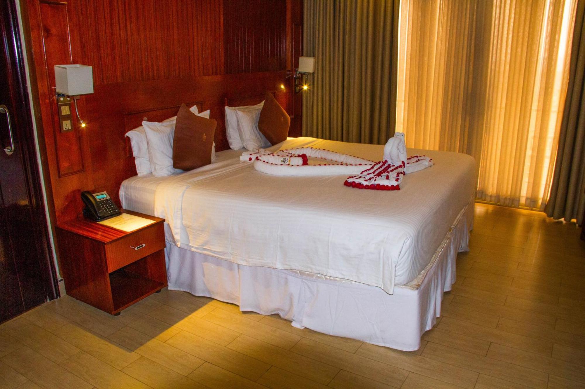 Sainte Famille Hotel Kigali Exterior photo