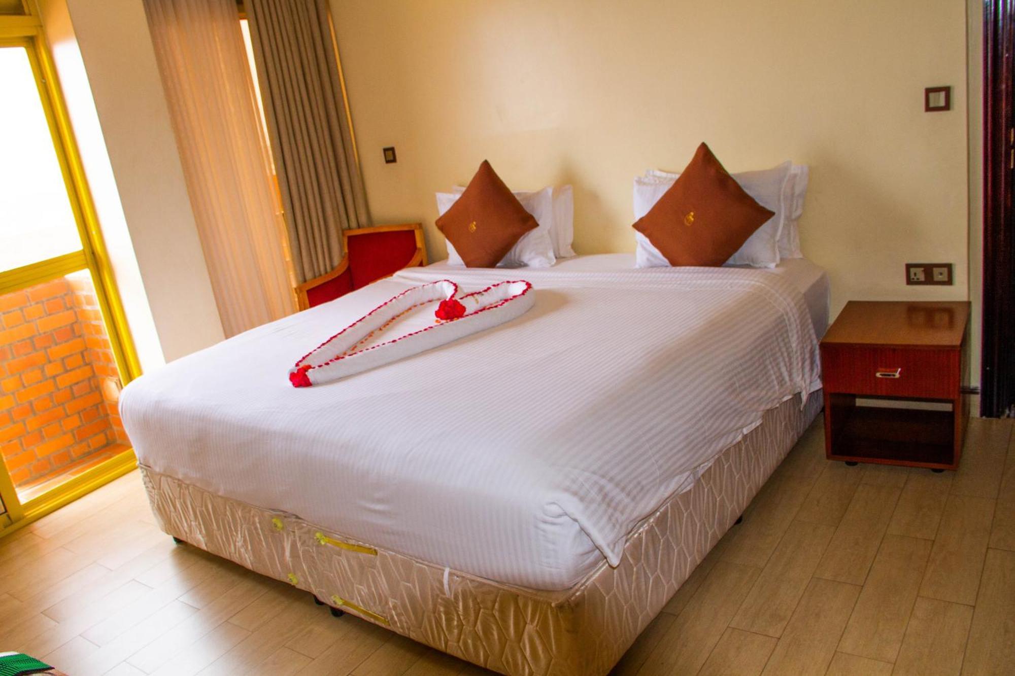 Sainte Famille Hotel Kigali Exterior photo