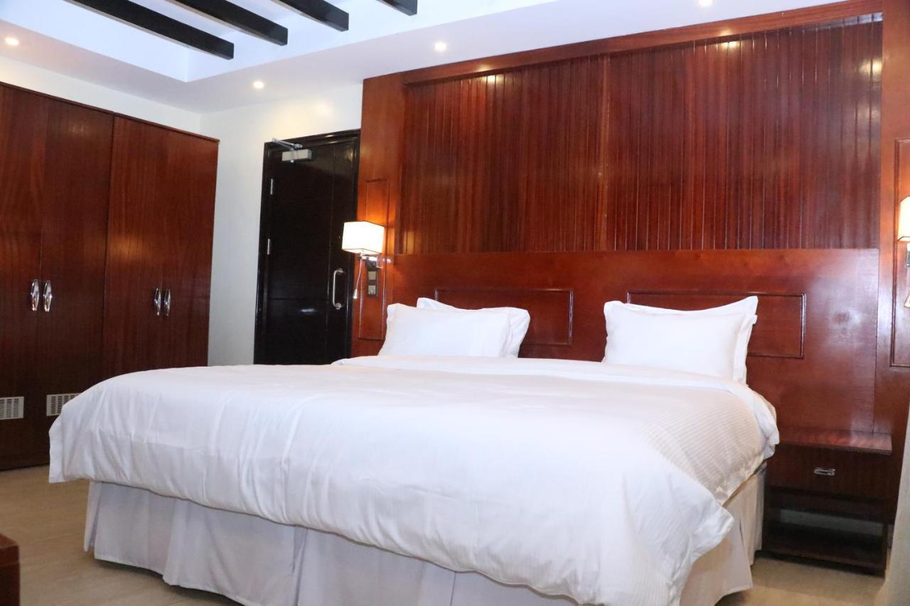 Sainte Famille Hotel Kigali Exterior photo